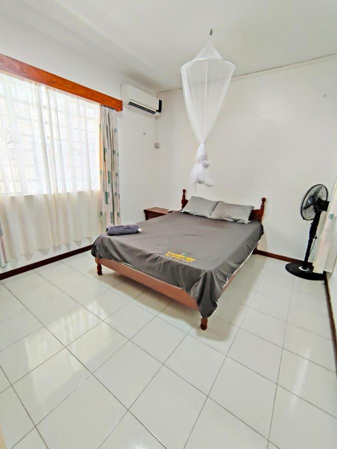 Coconut Bay Apartments Flic-en-Flacq Buitenkant foto